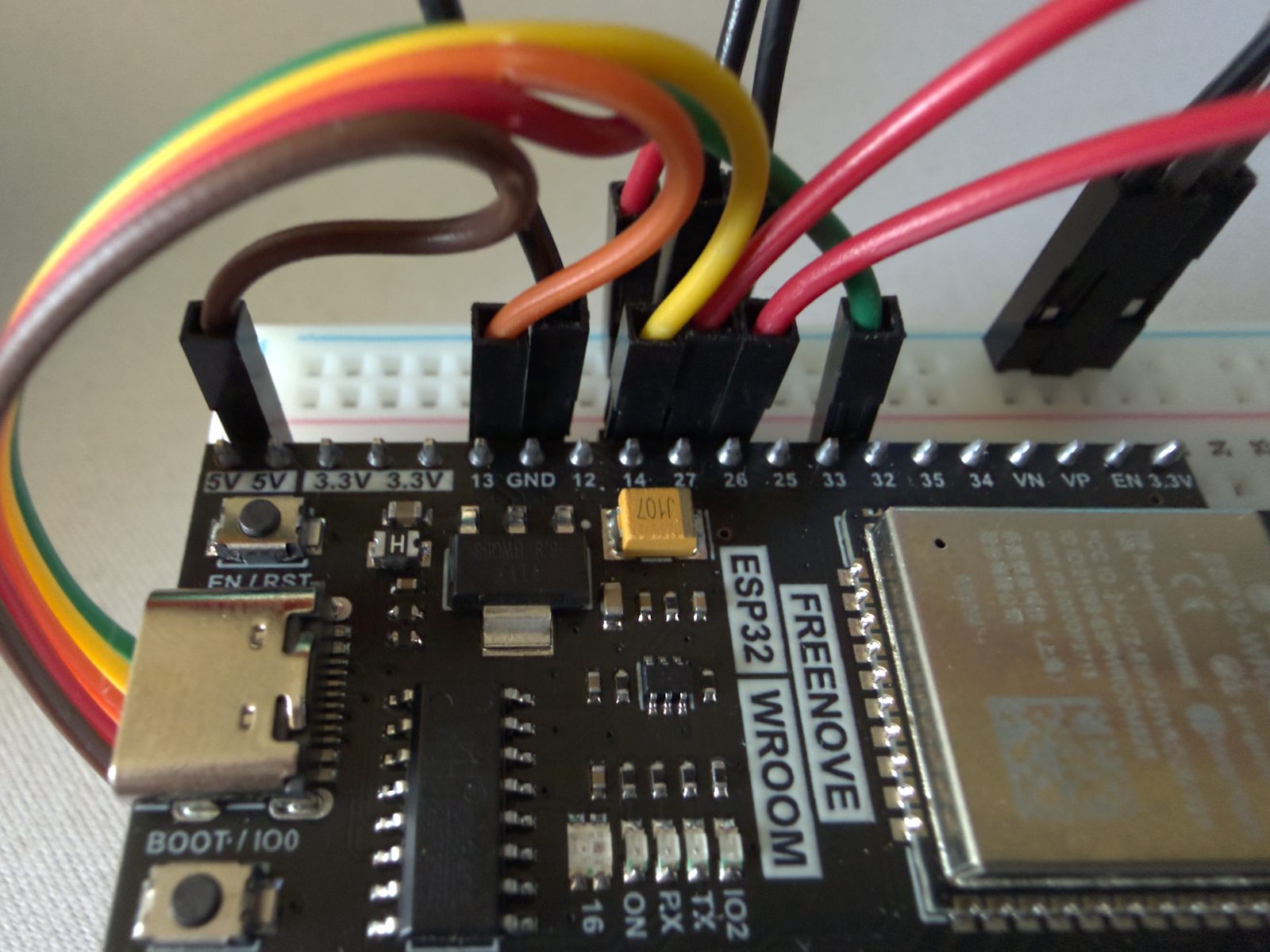 ESP32 embedded prototyping on a breadboard