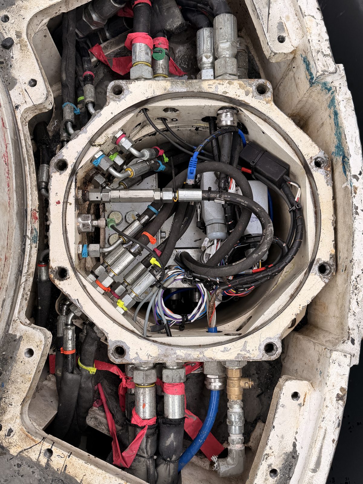Fibre-optic gyro module in the steerable drilling tip